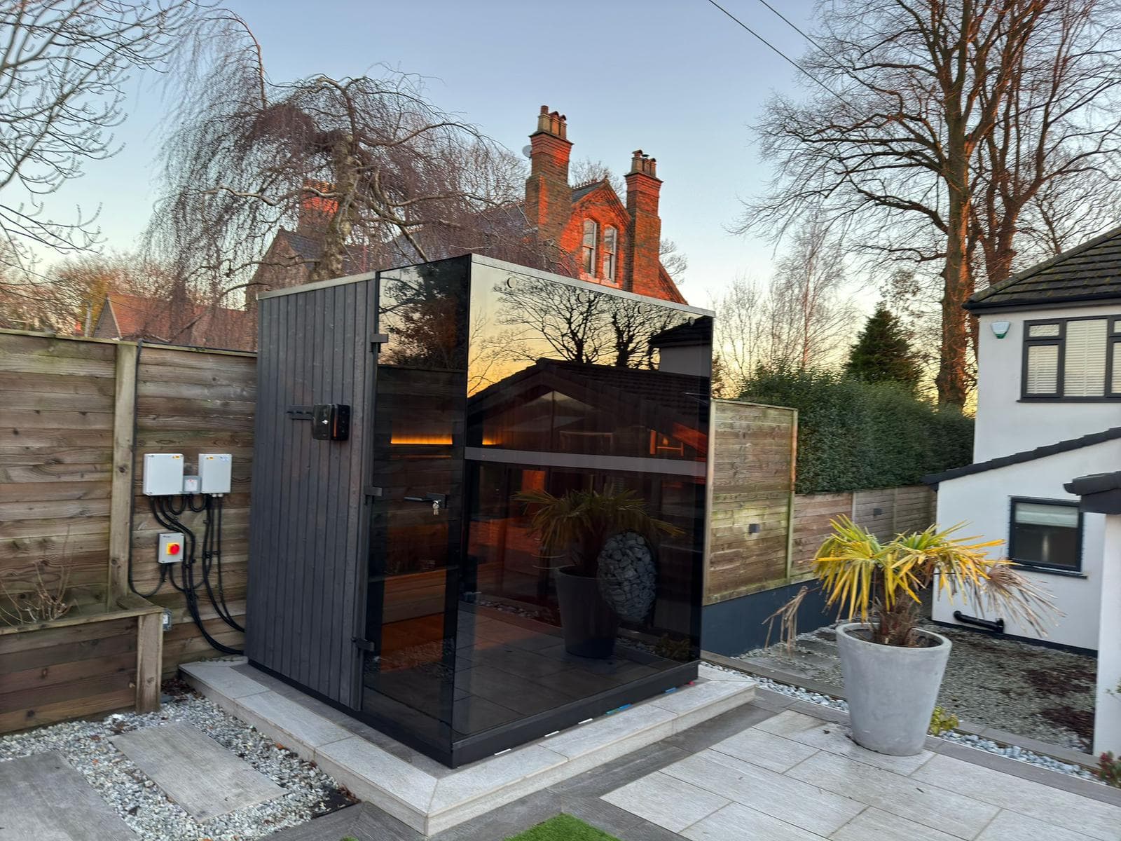 Professional mini glass cube sauna maker – Wood Architects